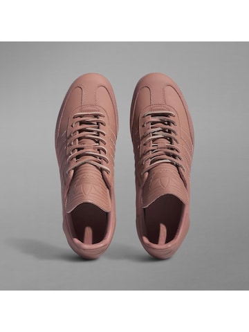 Scarpa sportiva 'Humanrace Samba' di ADIDAS in marrone