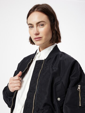 Calvin Klein Jeans Přechodná bunda – černá