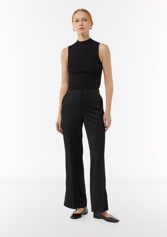 COMMA Flared Pleated Pants in Black: front