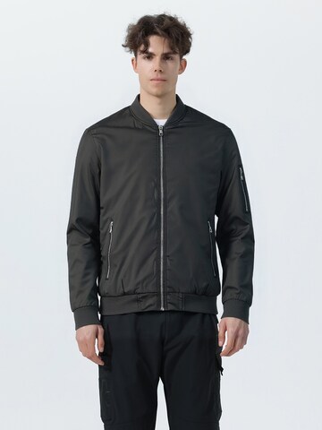 Youthup Übergangsjacke in Schwarz: Vorderseite