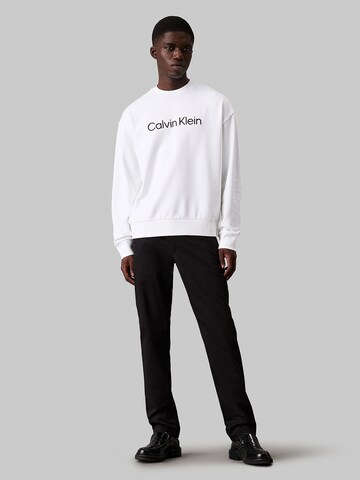 Calvin Klein Collegepaita 'Hero' värissä valkoinen