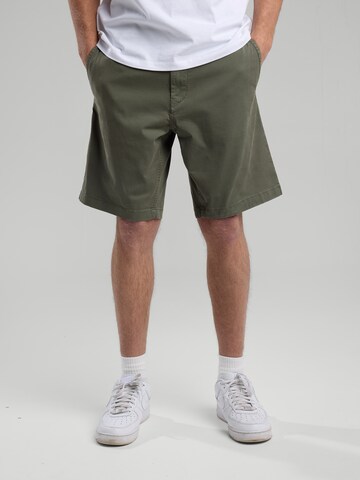 Loosefit Pantalon America Today en vert : devant
