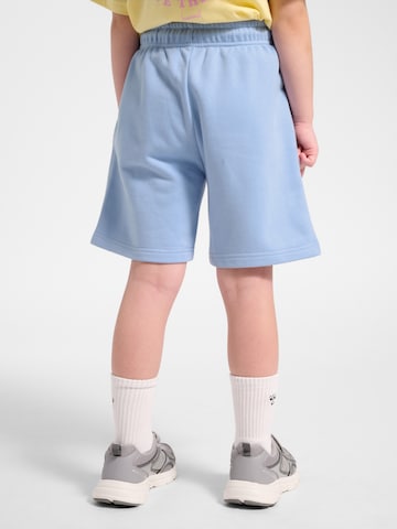 Hummel Regular Shorts in Blau