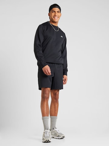 new balance Regular Sportshorts in Schwarz