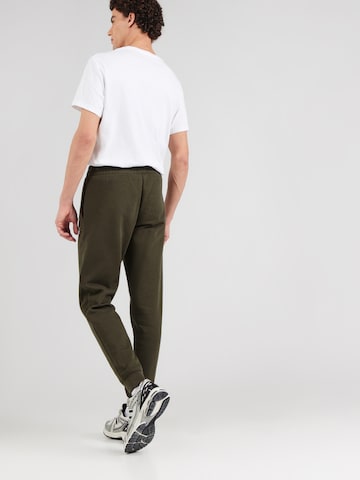 PUMA - Tapered Pantalón deportivo 'ESS 2 No. 1' en verde