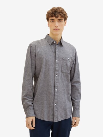 Coupe regular Chemise TOM TAILOR DENIM en gris : devant