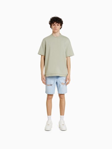 Bershka Regular Shorts in Blau