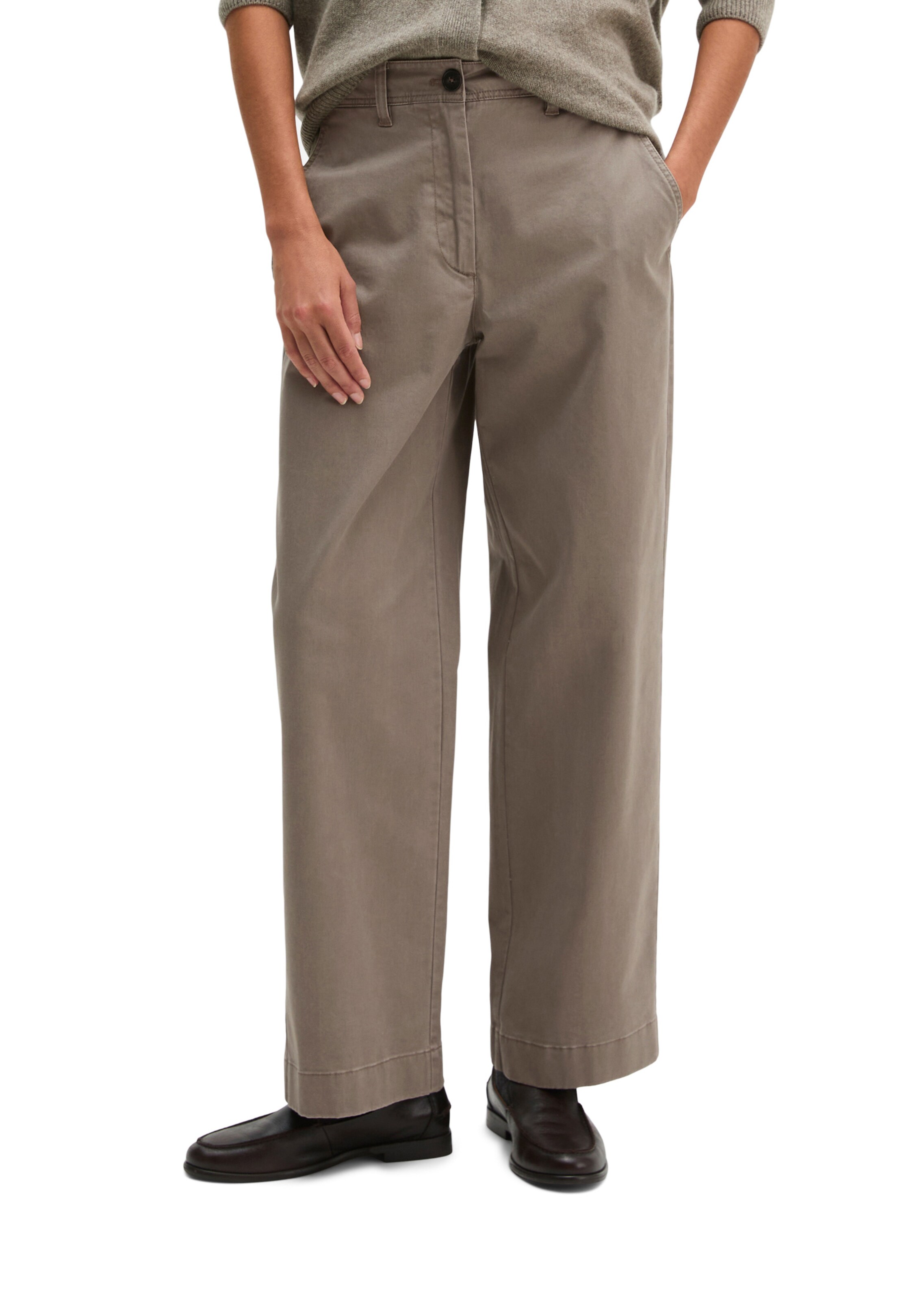 Marc O'Polo Loose fit Trousers in Brown: front