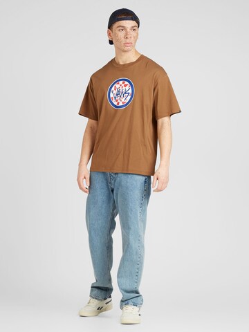 VANS - Camiseta en marrón