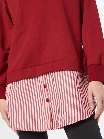 Trendyol Sweatshirt in Red