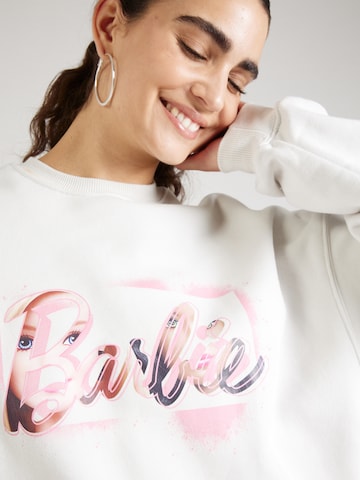 Cotton On Sweatshirt 'Barbie' in Wit