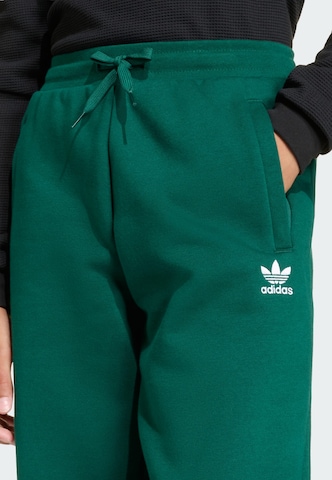ADIDAS ORIGINALS Loosefit Hose in Grün