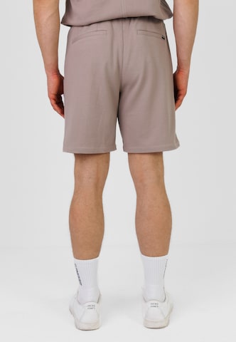 Pantaloncini da surf di Kleinigkeit in beige