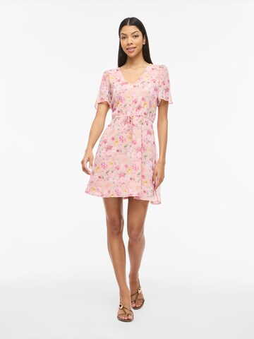 Robe d’été 'VIFALIA' VILA en rose