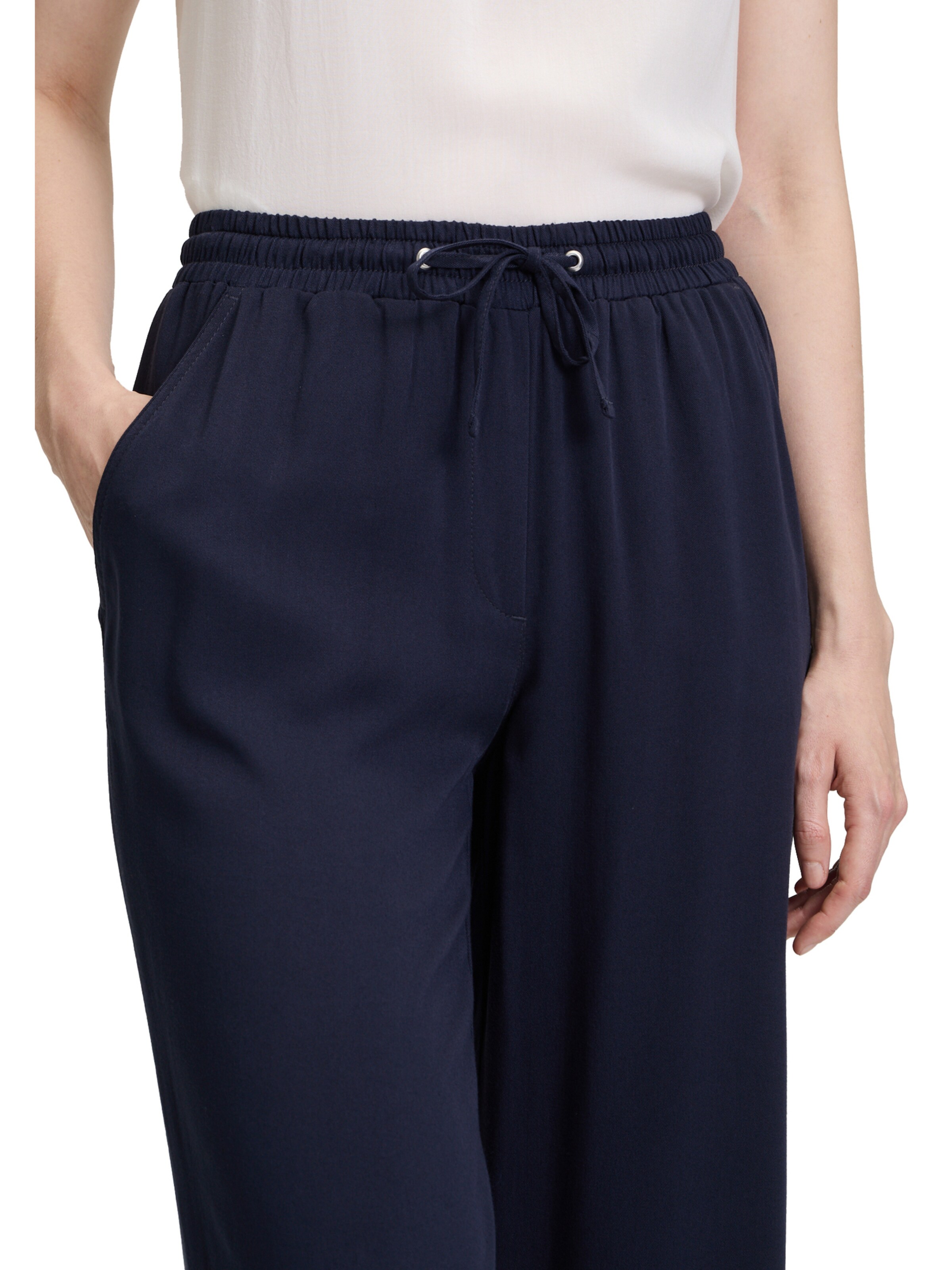 regular Pantaloni di Betty Barclay in blu