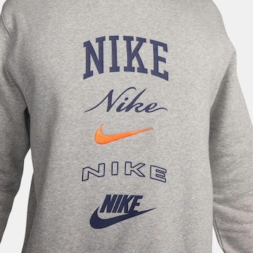 Nike Sportswear Sweatshirt 'Club' i grå