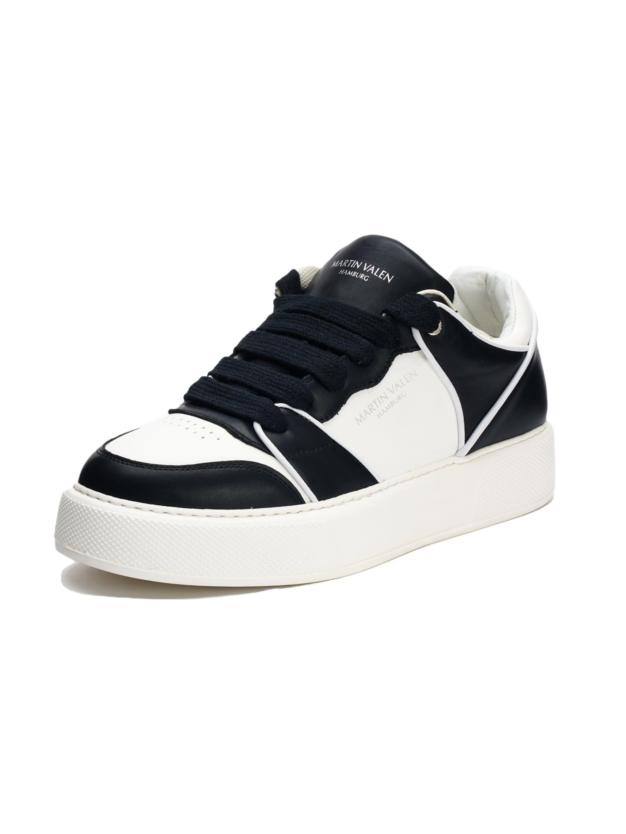 MARTIN VALEN Platform trainers in Black: front
