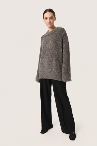 SOAKED IN LUXURY Sweater in Grey