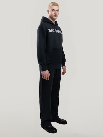MAD TIGERS Sweatshirt 'Vintage' in Black