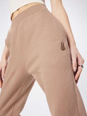 Ocay Tapered Pants in Brown
