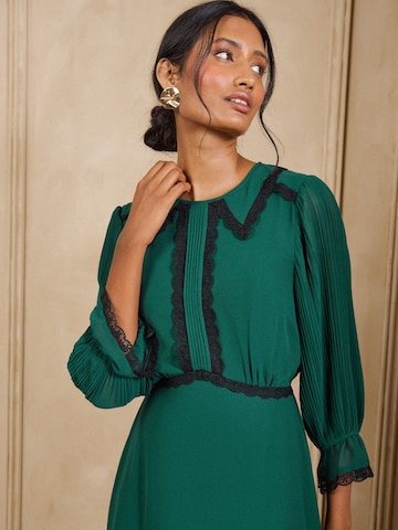 love & roses - Vestidos camiseiros em verde