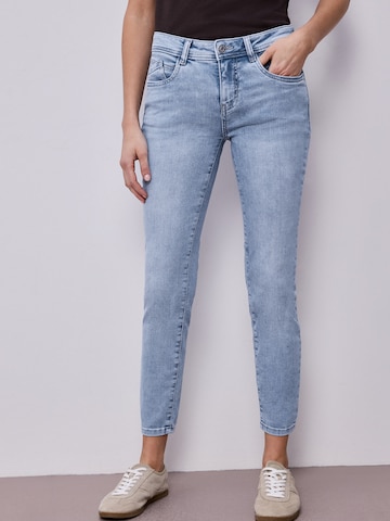 STREET ONE Skinny Jeans 'York' in Blue: front