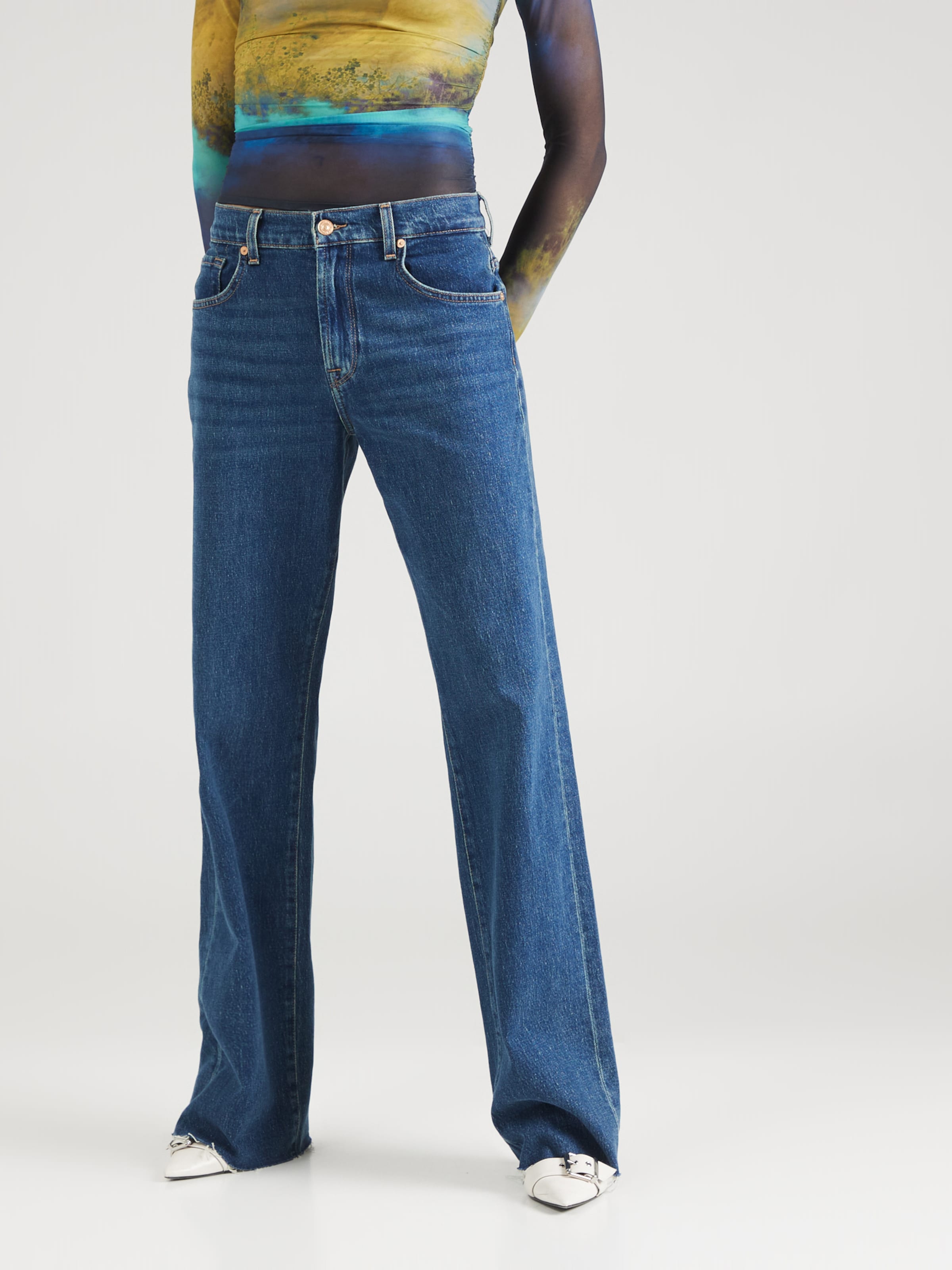 デニム・ジーパン 7 FOR ALL MANKIND 'Tess' jeans Beige Tess Jeans by 7 For All Mankind | Rent the Runway