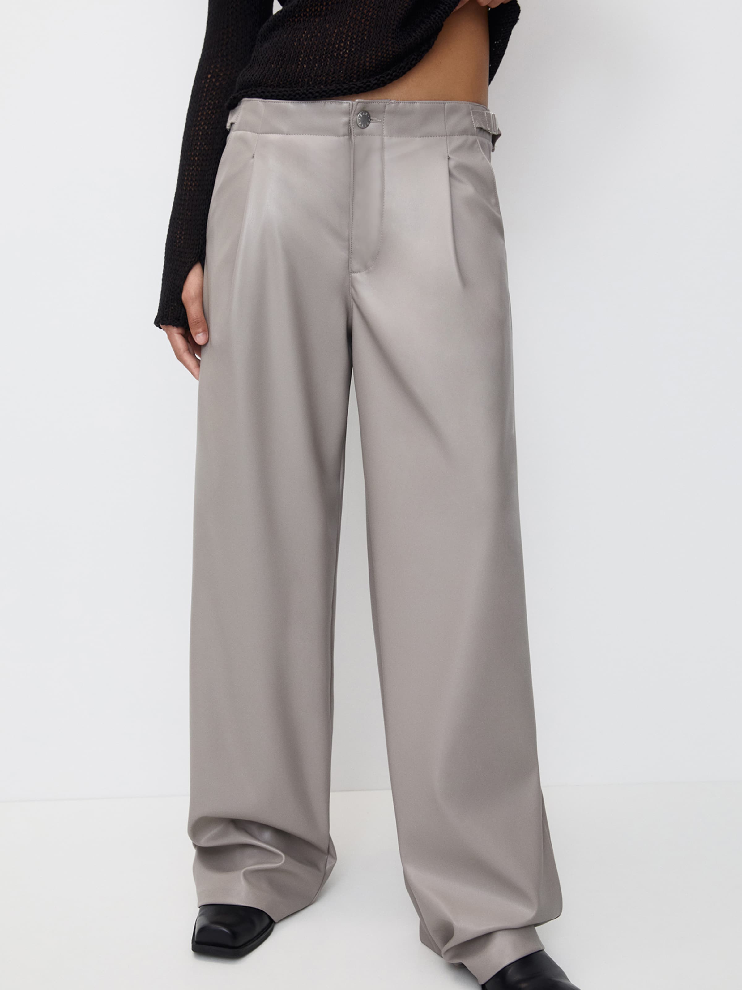 Pull and bear pantalon simili cuir hotsell