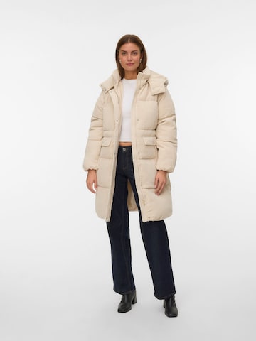 Manteau d’hiver 'DEBRA' VERO MODA en beige