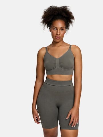 cfab (formerly creamy fabrics) Bygelfri Behå 'Comfort Bralette' i grå: framsida