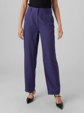 VERO MODA Regular Broek 'CAPRI' in Blauw: voorkant