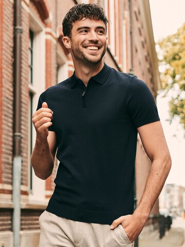 Suitable Shirt in Blue: front