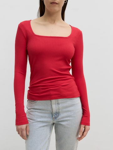 EDITED Shirt 'Valeria' in Rood: voorkant