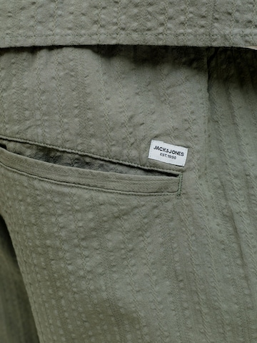JACK & JONES Regular Pants in Green