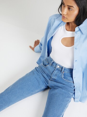 Dorothy Perkins Voľný strih Džínsy - Modrá