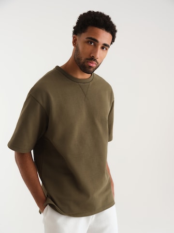 ABOUT YOU x Kevin Trapp - Camiseta 'Lino' en verde: frente