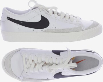 NIKE Sneakers & Trainers in 40,5 in White: front