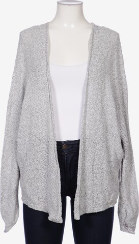 Brandy Melville Sweater & Cardigan in L in Grey: front