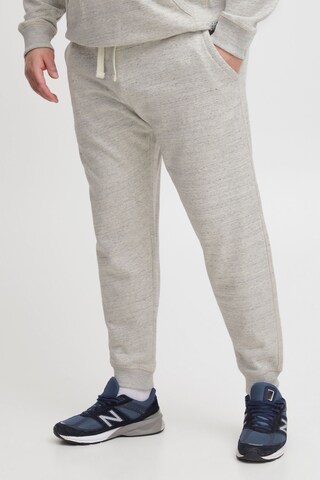 Blend Big Tapered Broek in Grijs: voorkant