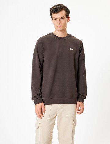 Koton Sweatshirt in Bruin: voorkant