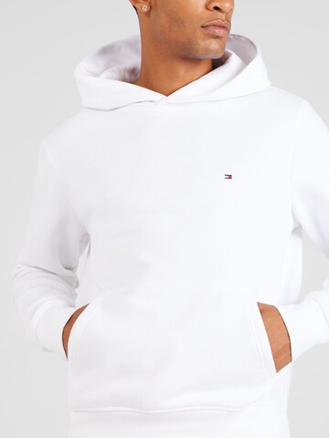 TOMMY HILFIGER Sweatshirt in White