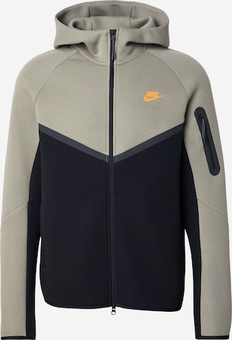 Nike Sportswear Sweatjakke 'Tech Fleece' i grøn: forside