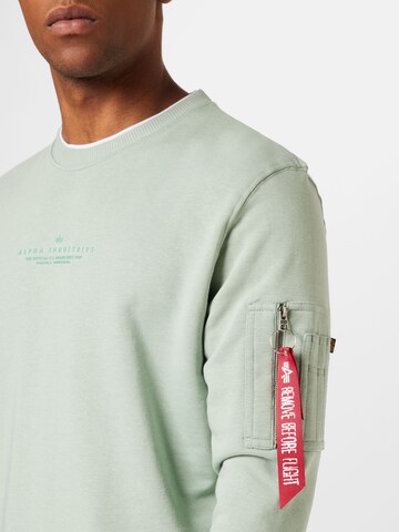 ALPHA INDUSTRIES Sweatshirt in Green