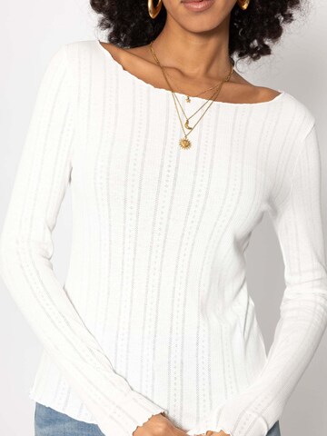 SASSYCLASSY - Camiseta en blanco