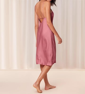 Chemise de nuit 'Silky Sensuality' TRIUMPH en rose