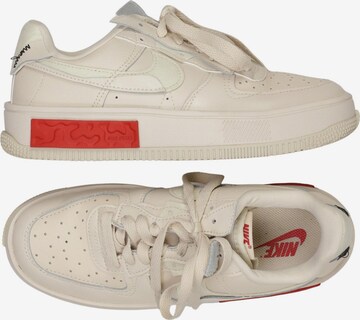 NIKE Sneaker 37,5 in Mischfarben: Vorderseite