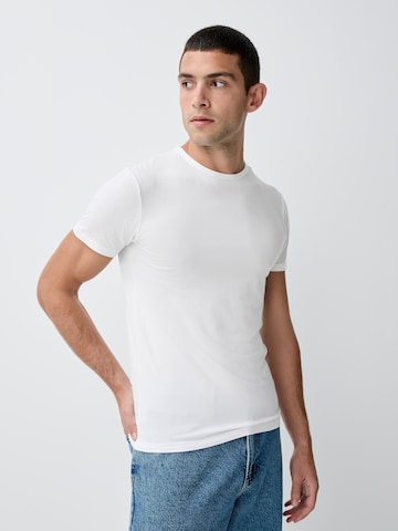 Next Shirt in White: front