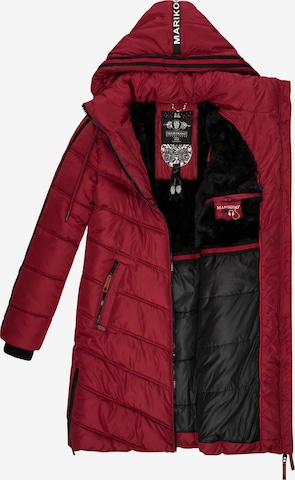 Palton de iarnă 'Armasa' de la MARIKOO pe roșu