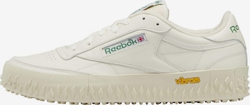 Reebok Trampki niskie 'Club C' w kolorze beżowy: przód