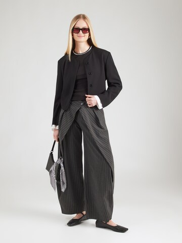 ABOUT YOU - Camiseta 'Maxine' en negro